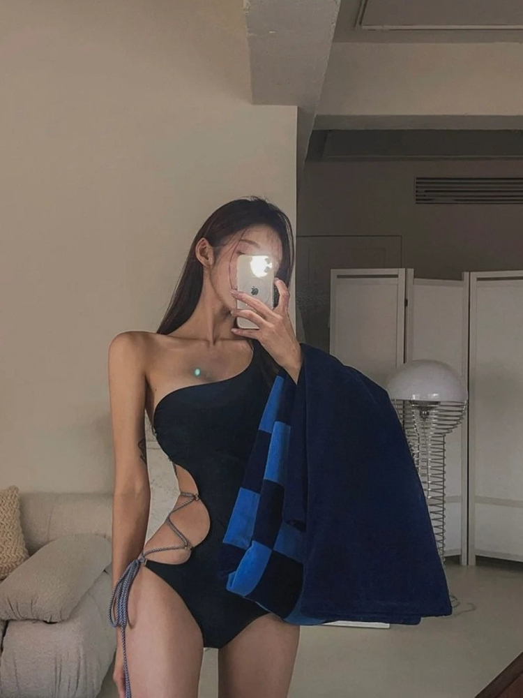 Nuovo Costume da Bagno Intero  - Swimsuit One Piece recensione e prezzo